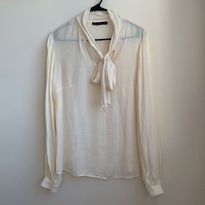 NWOT Zara Blouse 💘